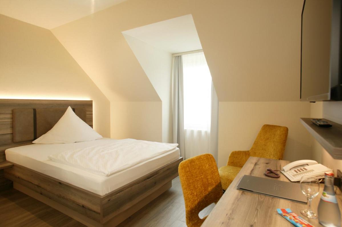 Hotel Sonne Garni Rudersberg Eksteriør bilde